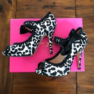 Betsey Johnson Black and White Heels